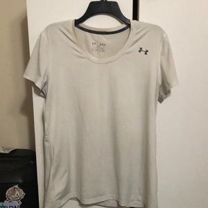 Under armor heat gear white shirt XL